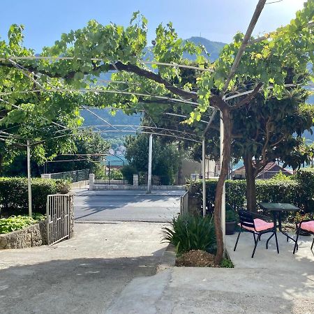 Apartments Nik โกตอร์ ภายนอก รูปภาพ