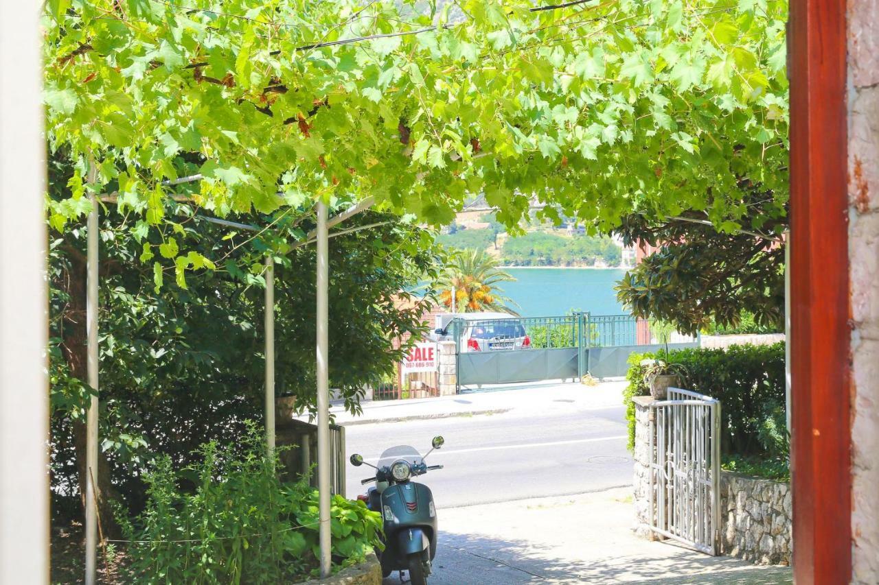 Apartments Nik โกตอร์ ภายนอก รูปภาพ